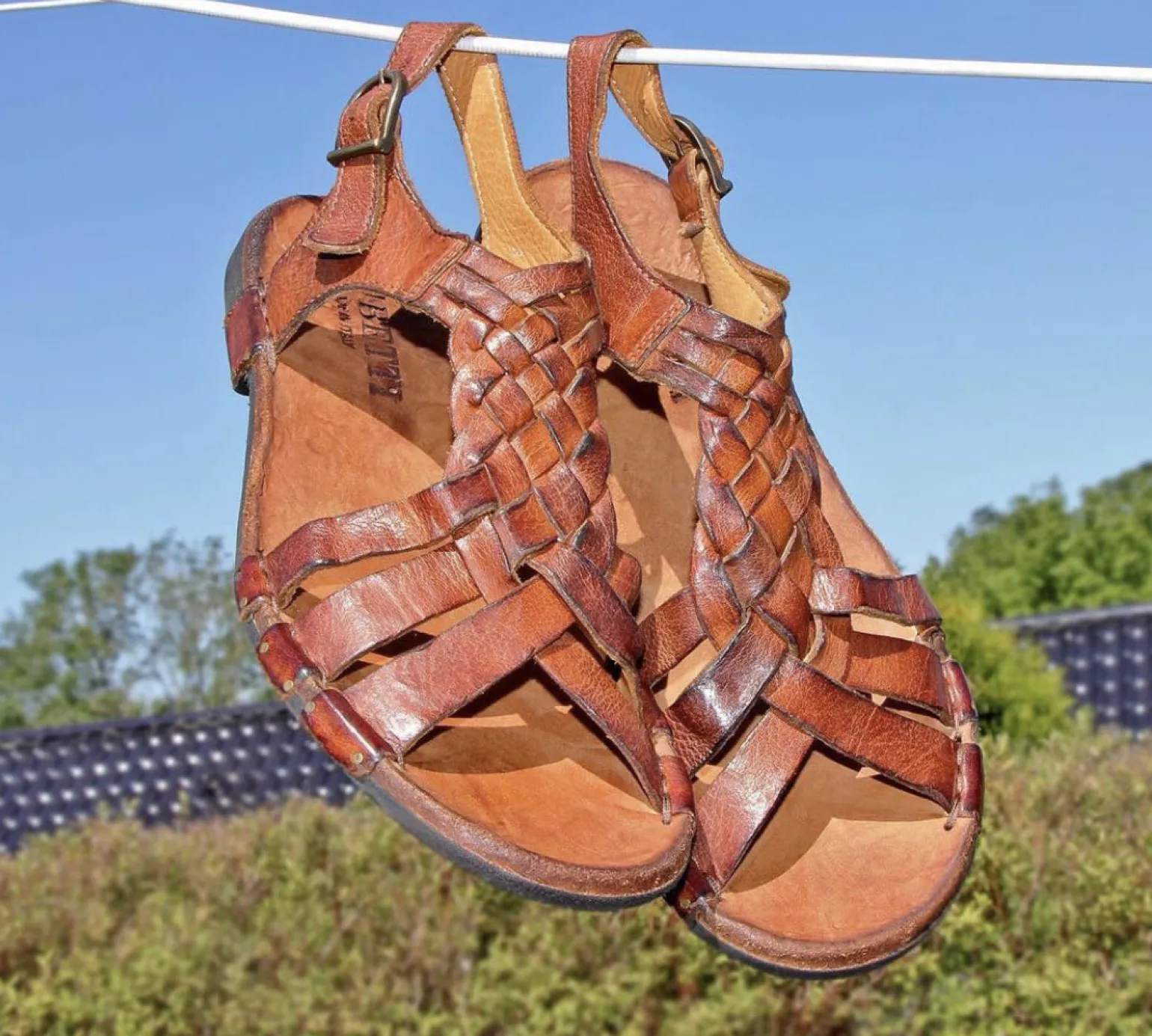 Bubetti 3456 Cognac Patina rem sandal med flet