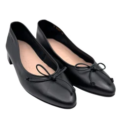 Wonders B-9701 Blød ballerina pump på lav hæl med lille sløjfe i sort skind